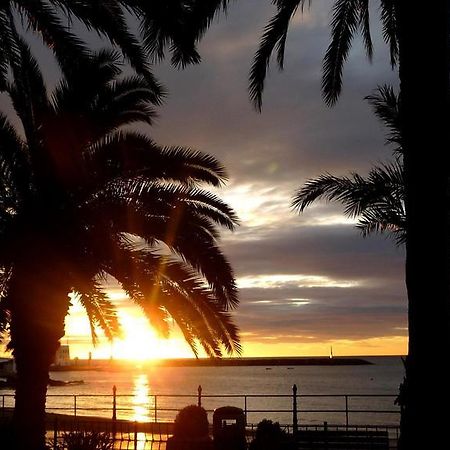 Hostal Yebisah Santa Eulária des Riu Exterior foto