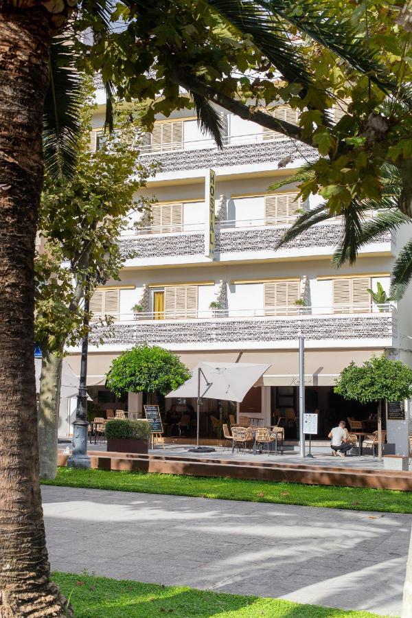 Hostal Yebisah Santa Eulária des Riu Exterior foto