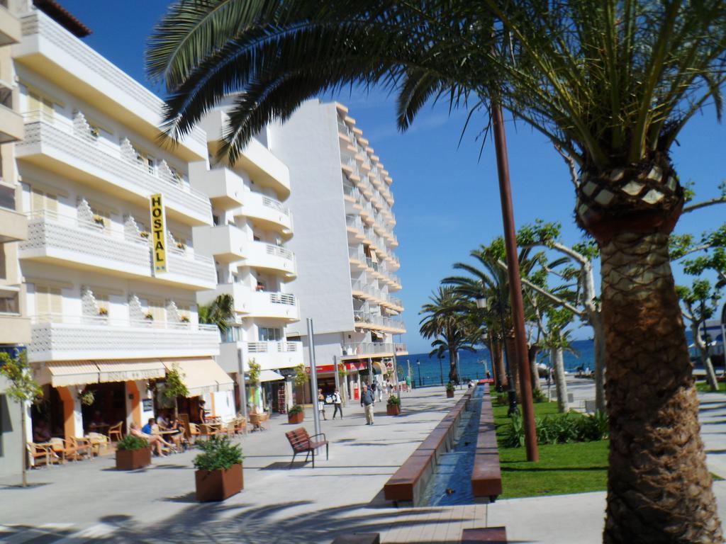Hostal Yebisah Santa Eulária des Riu Exterior foto
