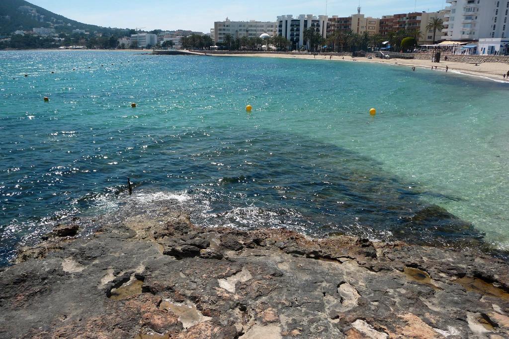 Hostal Yebisah Santa Eulária des Riu Exterior foto